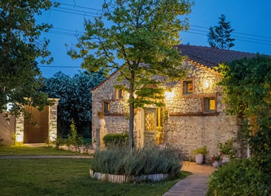 Petrino Eco Village - Image 2