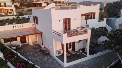Petros Studios & Suites - Image 5