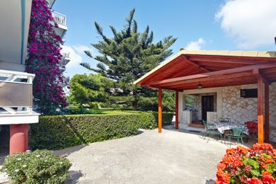 Pettas Apartments Zakynthos - Image 7