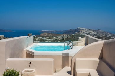 Prestige Suite with Hot Tub & Sunset View