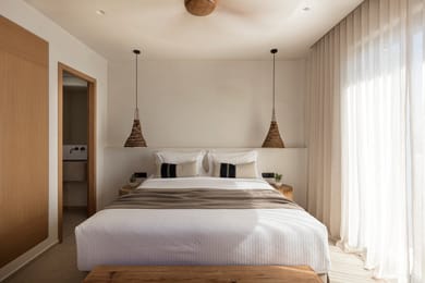 House of Light with Plunge Pool