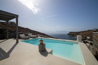 Selene Villa with Private Pool and Sea View 96m²