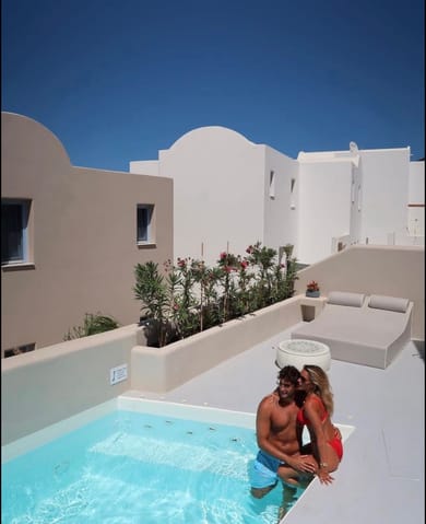 Signature Villa 2 Bedrooms with Outdoor Jetted Pool and Sea & Sunset View