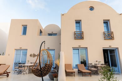 Pink Freud Villas - Image 3