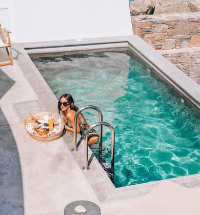 X_ecutive Suite with Sea View and Private Pool