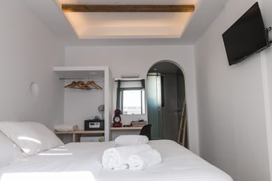 Standard Double Room - Martselo