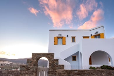 Pirgos Suites - Image 2
