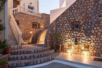 Pithos Apartments - Image 2