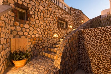 Pithos Apartments - Image 5