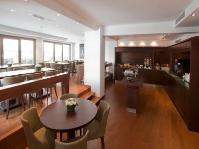 Plaka Hotel Athens - Image 7