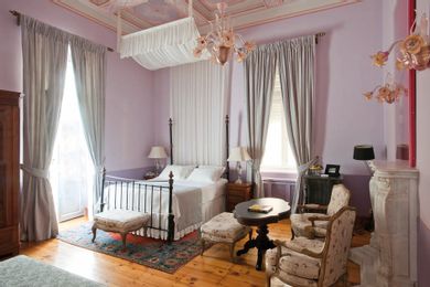 Double Honeymoon room with City View