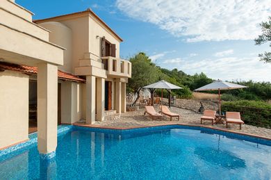 Poikilma Alonissos Villas - Image 3