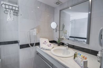 Polis Grand Hotel - Image 7