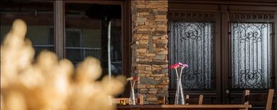 Polys Hotel - Image 2