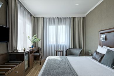 Porto Palace Hotel Thessaloniki - Image 5