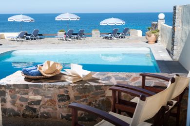 Superior Apartment with Seafront View