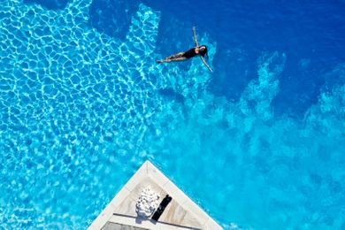 Mr and Mrs White Tinos - Image 6