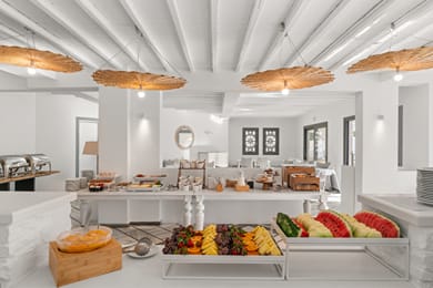 Mr & Mrs White Tinos - Image 7