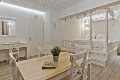 Posidonia Luxury Suites - Image 3