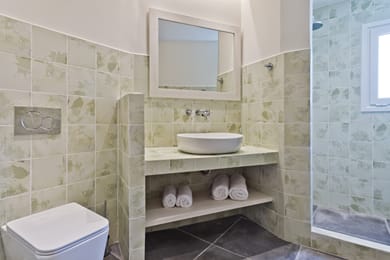 Posidonia Luxury Suites - Image 7