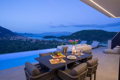 Pothos Executive Suite with Private Pool