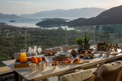 Pothos Majestic Villa