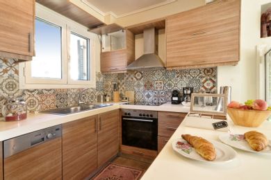 Power Holidays - Image 4