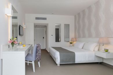 Honeymoon Room with Private Pool