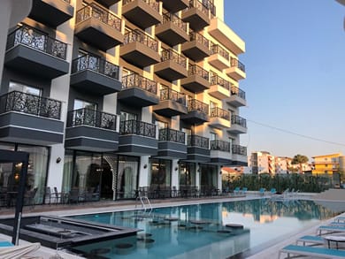 Premium Sunrise Hotel - Image 4