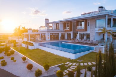 Villa Avyana