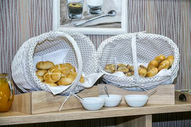 Prestige Boutique Hotel Craiova - Image 2