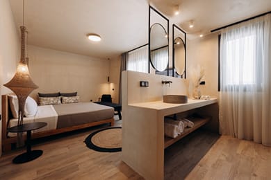 Princess Luxury Suites - Image 4