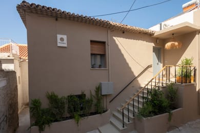 Pylosea Luxury Lodge - Image 3