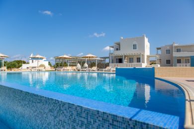 Sun and Moon Villas Naxos - Image 4