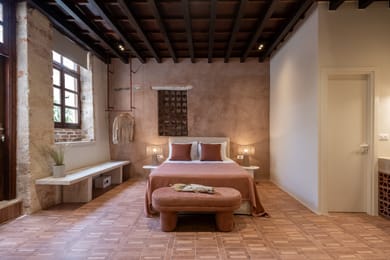 Garden Suite Outdoor Hot Tub