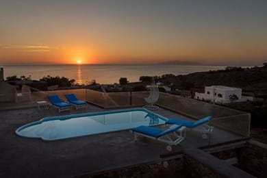 Queen of Santorini - Image 6