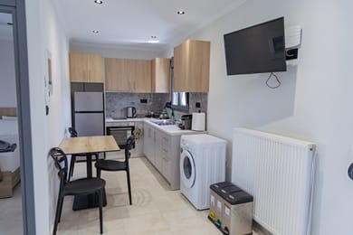 Two Space / 3ppl / 2nd floor