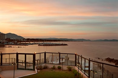 Zeus Essence Ramada by Wyndham Athens - Image 3