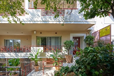 Rastoni Acropolis Uniquely Located Stylish Apartments - Image 4