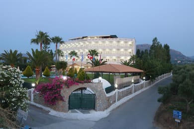 Regina Hotel Chania - Image 7