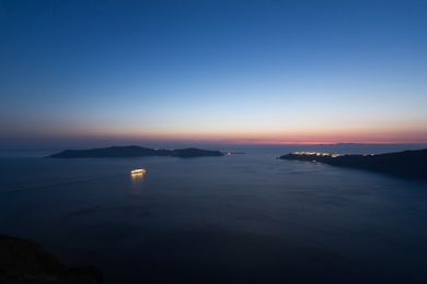 Regina Mare Santorini - Image 7