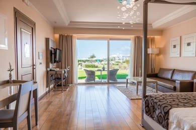 Premium Suite