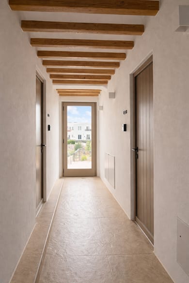 Reya Suites - Image 5