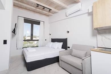 Rigas Boutique Rooms - Image 3