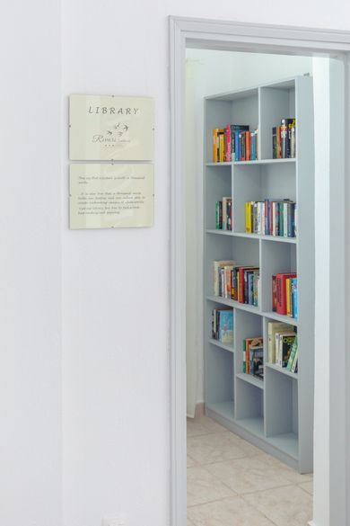 Rivari Hotel Santorini - Image 4