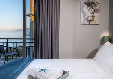 Riviera Hotel - Image 5