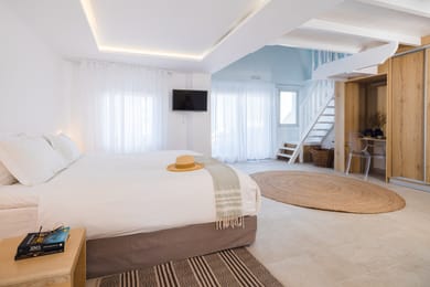 Rocabella Suite Caldera View with Outdoor Mini Plunge Pool Quadruple