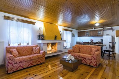 Superior Apartment | Brown