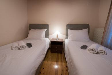 Superior Apartment | Brown
