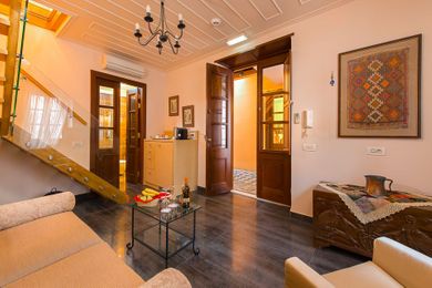 Rodos Niohori Elite Suites - Image 5